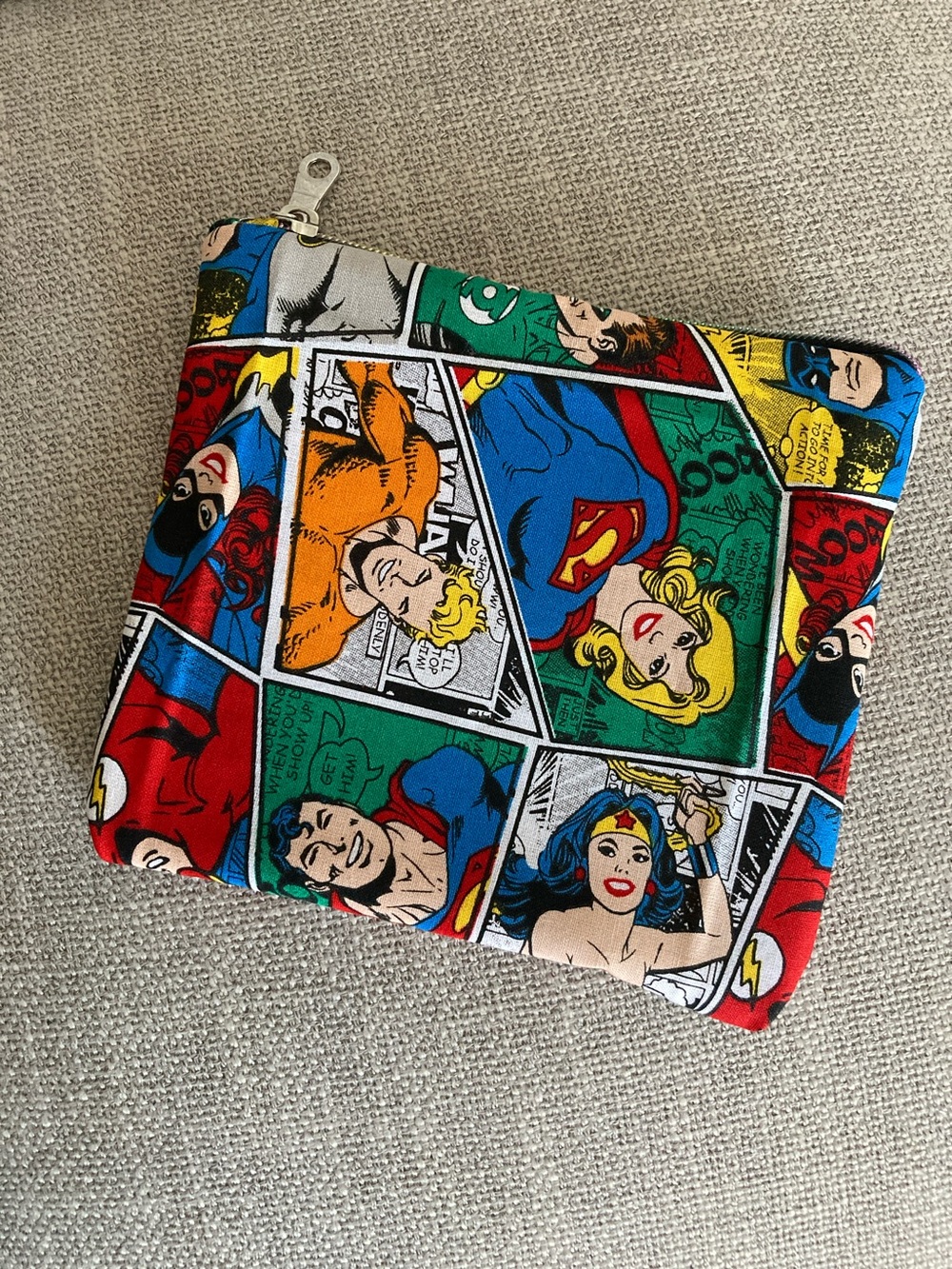 Comic Strip Print Cosmetic Pouch — Multicolor